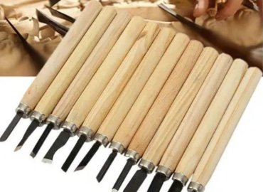 A B Gee 10-Piece Set of Professional Wood Sculpting Knives – Cream