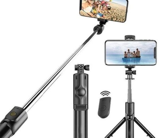 Bluetooth Remote-Controlled Handheld Selfie Stick Tripod