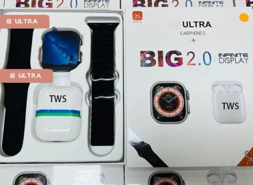 I8 Ultra Series 8 Smartwatch with Two Straps and TWS Bluetooth Earbuds