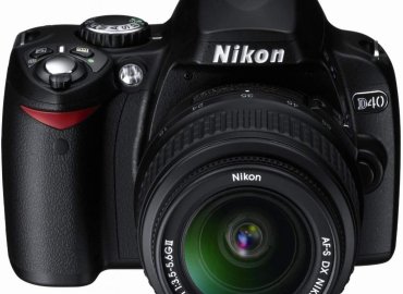 Nikon D40 Camera with 18-55mm Lens