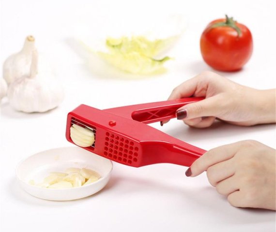 Red Garlic Press