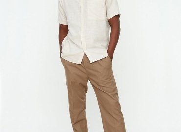 STONE MEN SHORT SLEEVE STRAW LINEN SHIRT WITH RELAXED FIT, COLLAR, AND SINGLE POCKET – TMNSS22GO0043 – trx1193